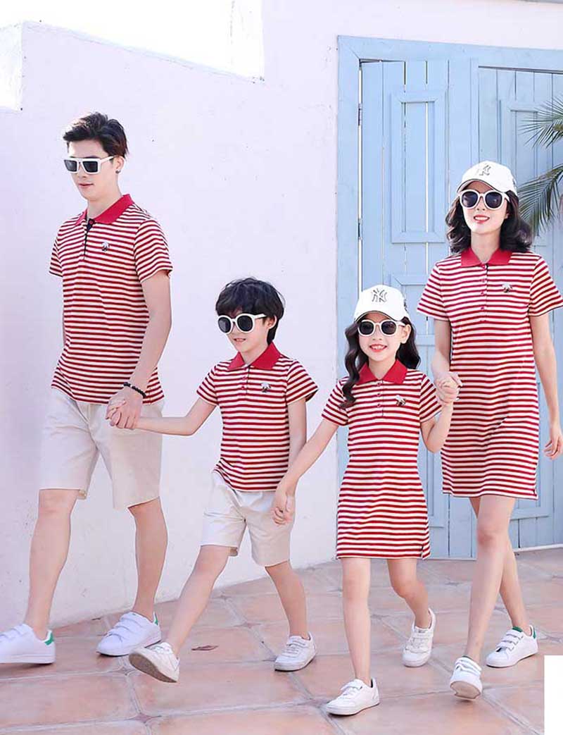 Đồng phục gia đình kẻ sọc tone đỏ nổi bật