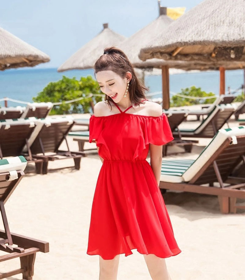 Váy đồng phục đi biển dáng ngắn điệu đà