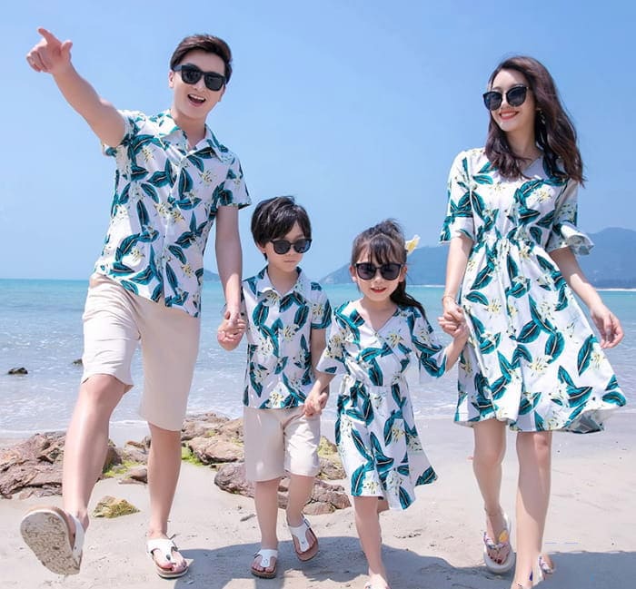 Set đồ đi biển đậm chất Hawaii đơn giản
