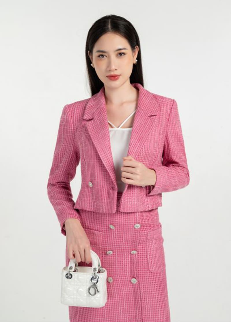 Đồ bộ công sở chân váy chữ A và áo khoác dạ tweed