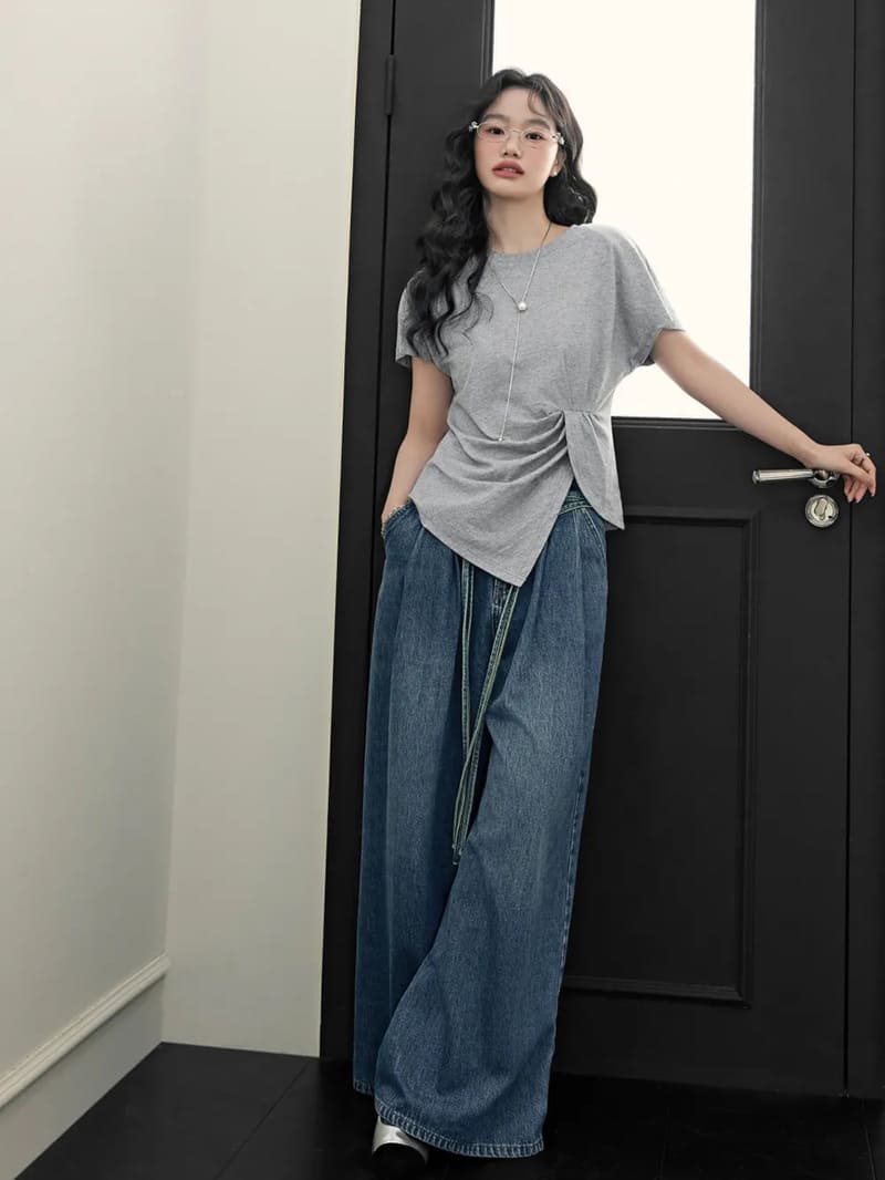 Quần ống rộng là xu hướng không thể bỏ qua
