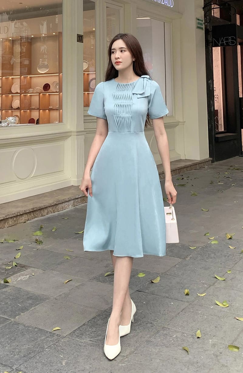 Váy xòe kiểu dáng cổ điển