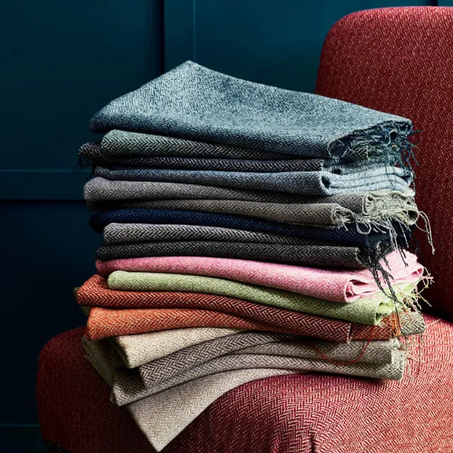 Việc hiểu rõ ưu, nhược điểm của vải wool sẽ giúp người dùng chọn sản phẩm phù hợp