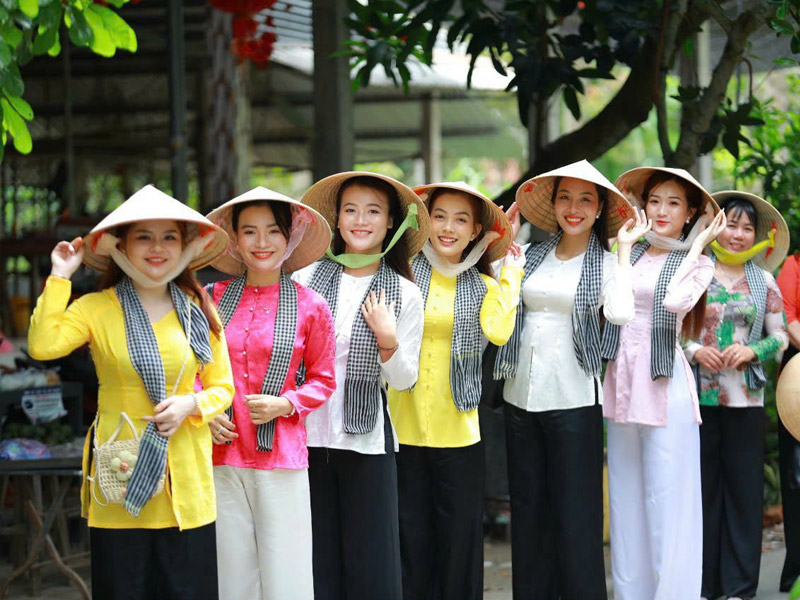di-xem-dieu-binh-mac-gi