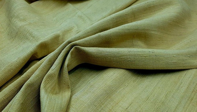 Vải đũi thực chất là một dạng của vải lụa tơ tằm