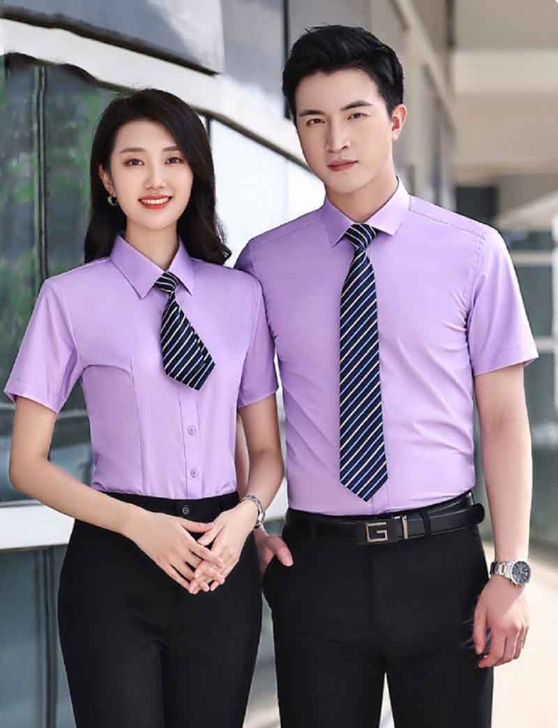 Nếu thích sự trang trọng, lịch sự bạn có thể chọn mẫu sơ mi ngắn tay