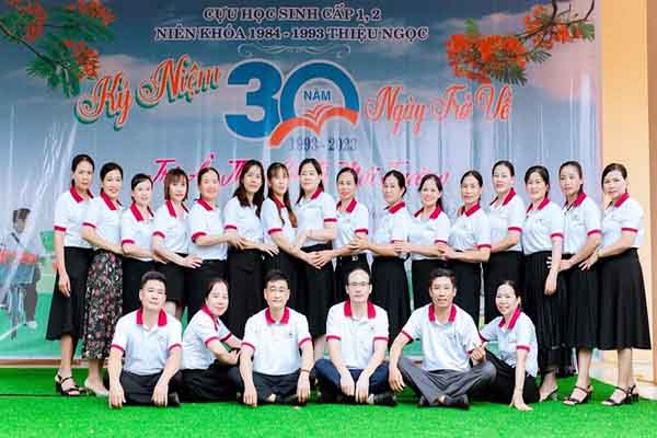 img-dong-phuc-hop-lop-30-nam