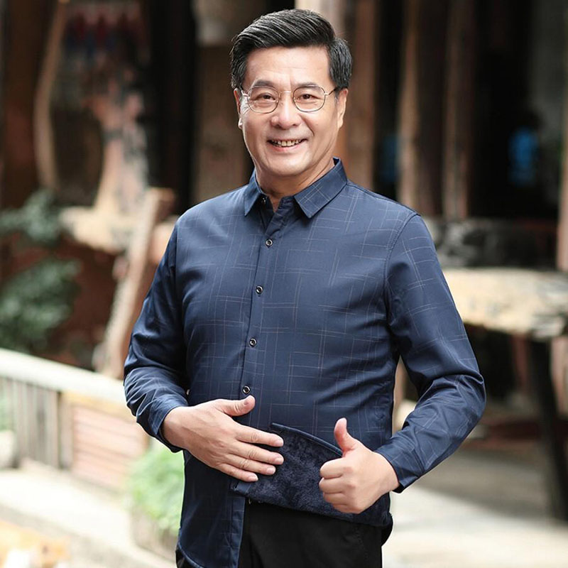 Mẫu áo sơ mi dáng suông cho nam trung niên