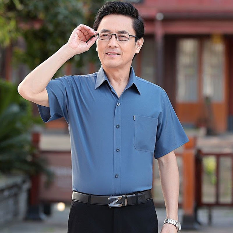 Áo sơ mi dáng suông màu trơn dễ mặc trong nhiều trường hợp