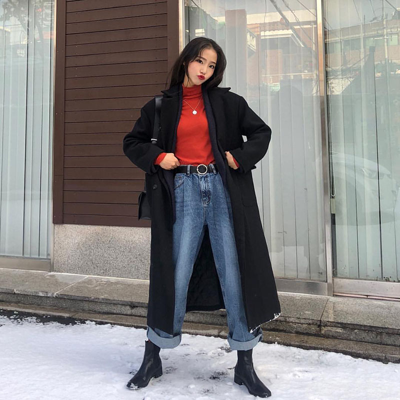 Áo khoác dài như trench coat, măng tô, áo dạ luôn giữ vị trí ưu tiên của thời trang đông