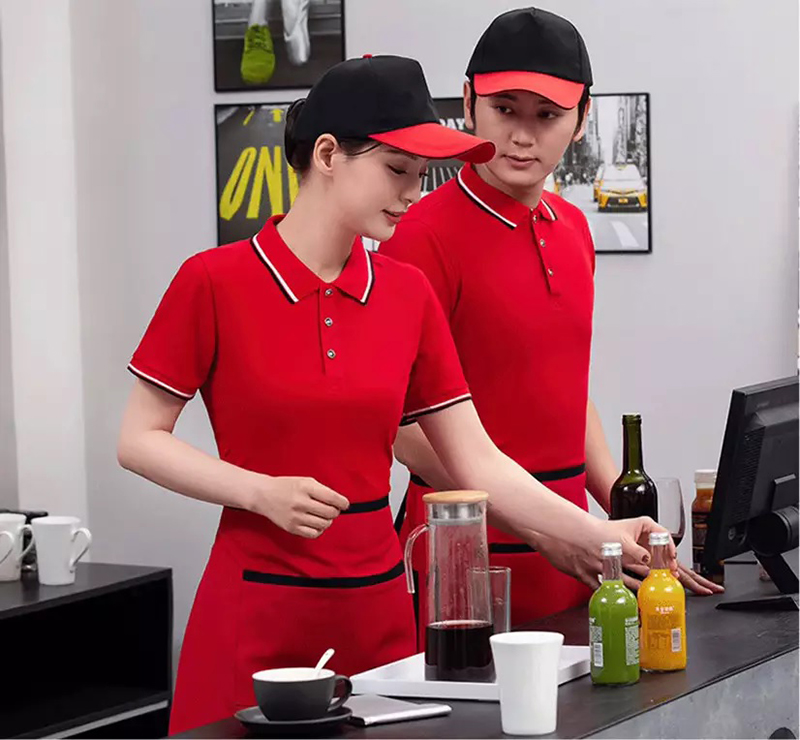 Đồng phục màu đỏ tươi