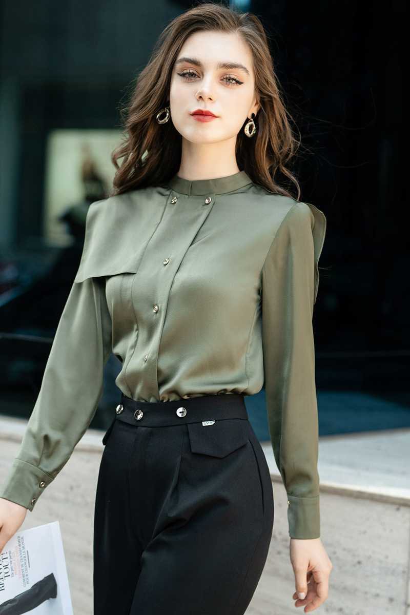 Mẫu áo sơ mi lụa cổ tròn