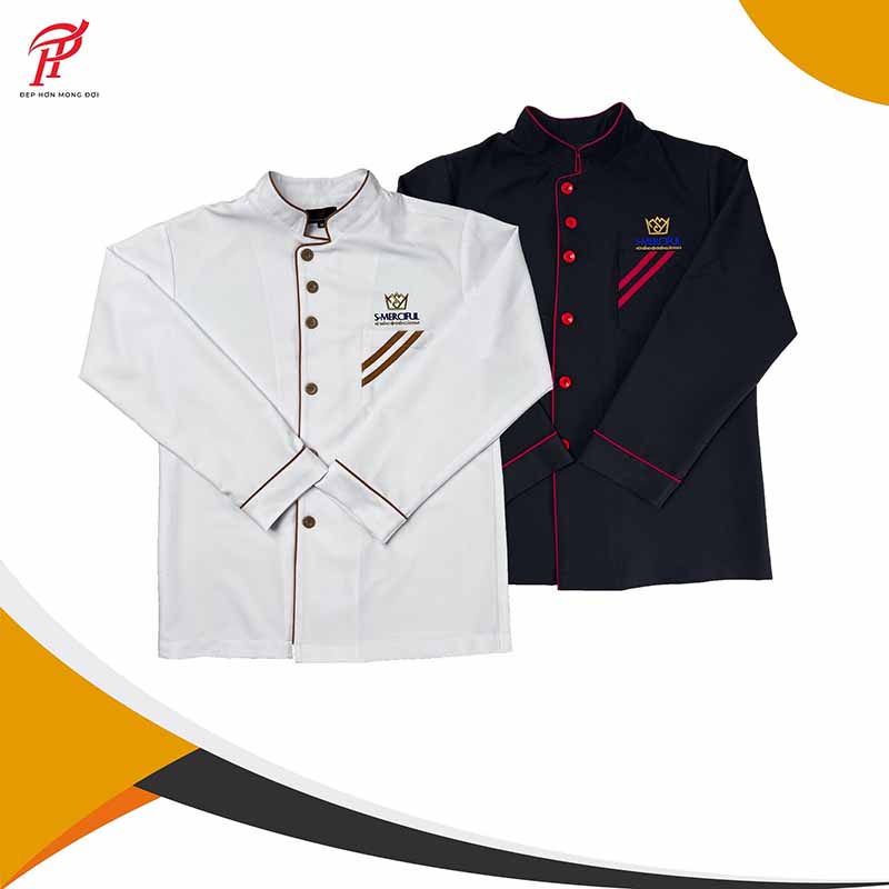 Sơ mi dài tay gam màu trắng và đen là các mẫu đồng phục được thiết kế chủ yếu cho bộ phận bếp