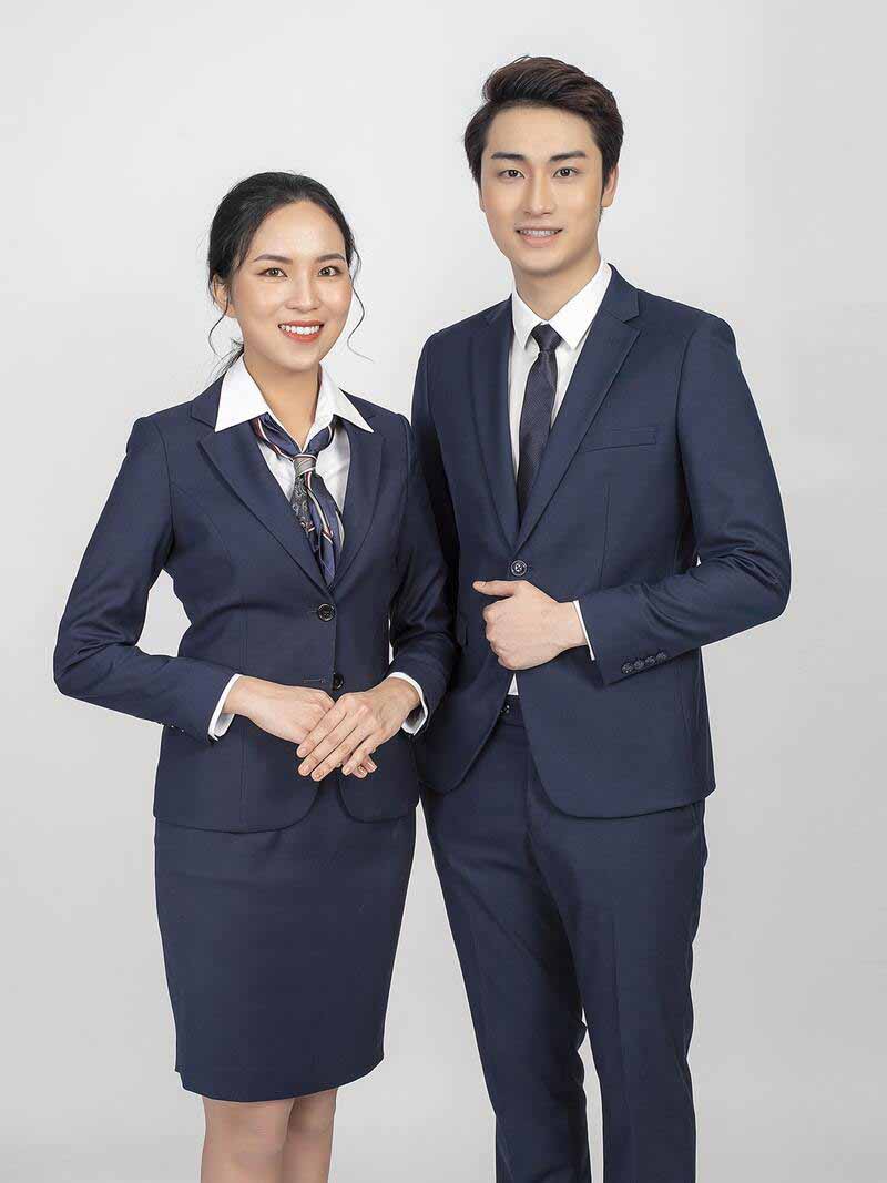 Mẫu đồng phục quản lý nhà hàng với vest cao cấp